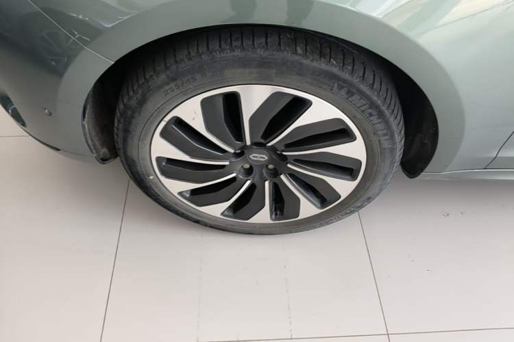 Used Hima AITO M5 2022 Extended-Range Four-Wheel Drive Performance Version