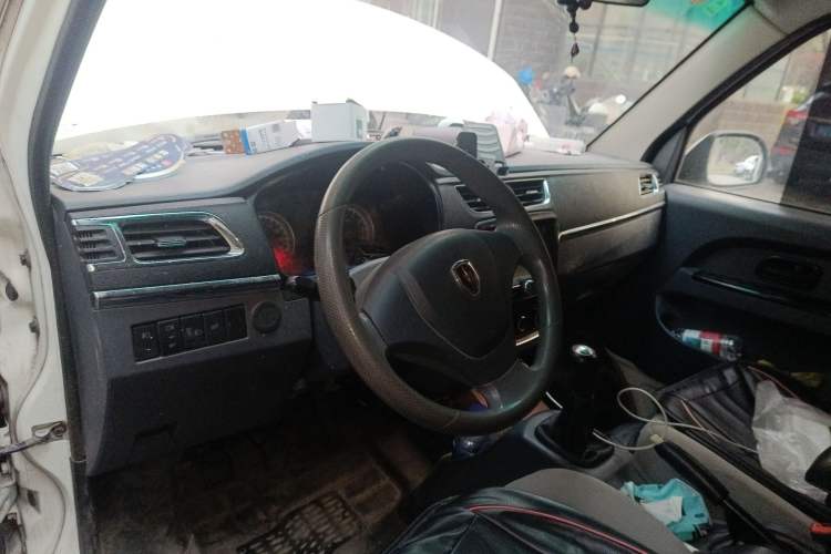 Used Jinbei Hiace X30 2021 1.5L Deluxe Edition Aluminum Wheels Two-Tone Design Central Air Conditioning MP5 Version Van China VI Standard SWC15M Center Console