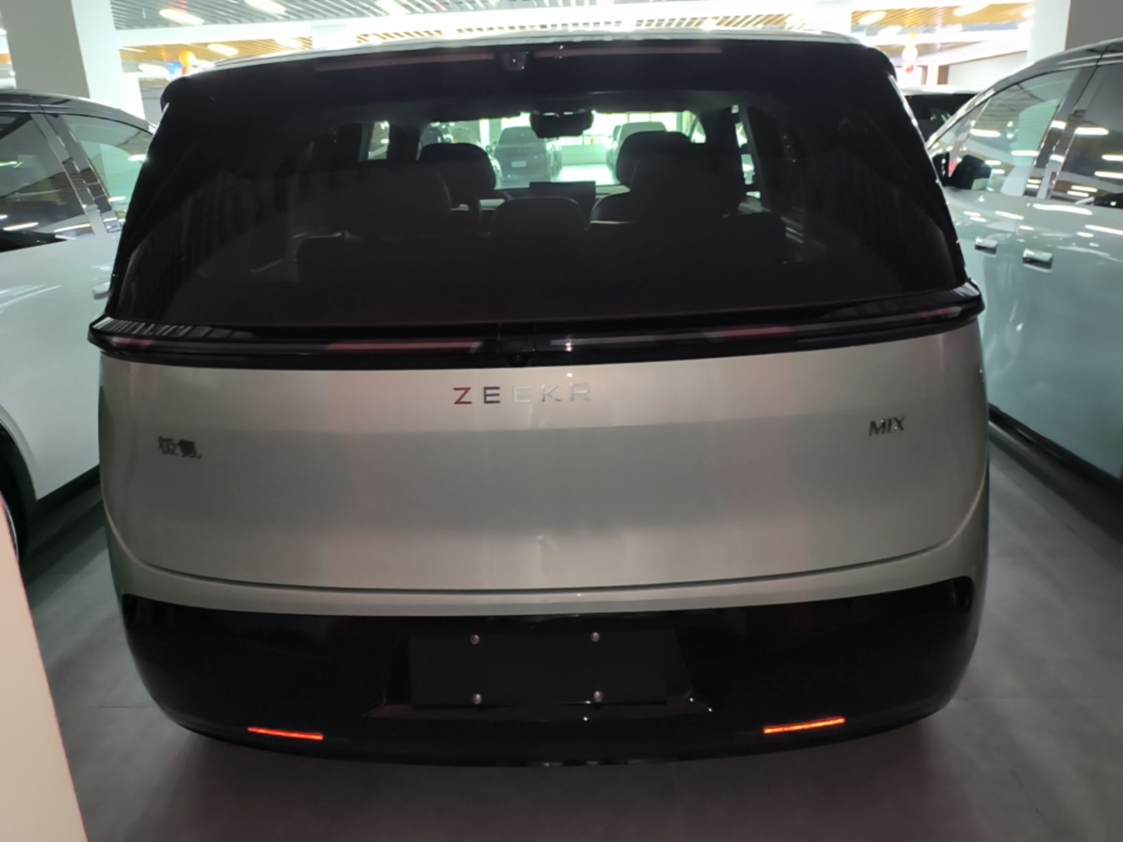 Zeekr MIX 2025 Intelligent Driving Version — снимка 5