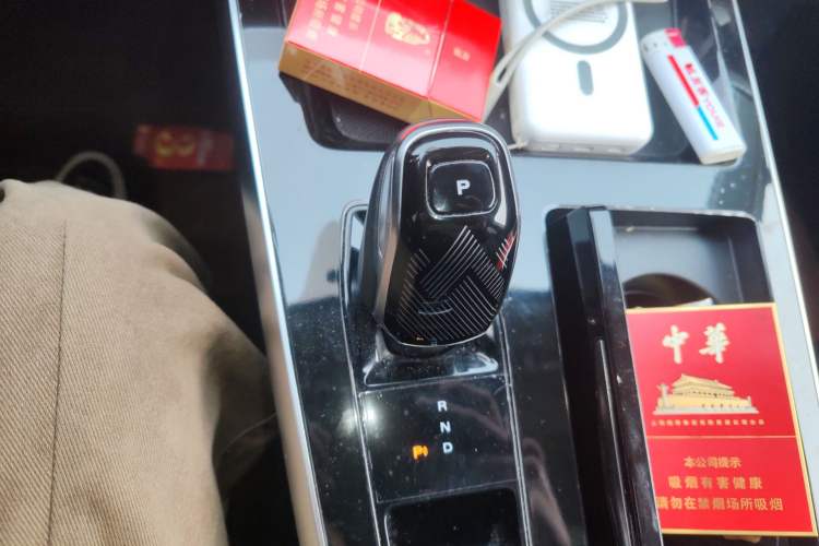 Used Roewe RX5 MAX 2022 1.5T Automatic Youwei Luxury Edition Gear Lever
