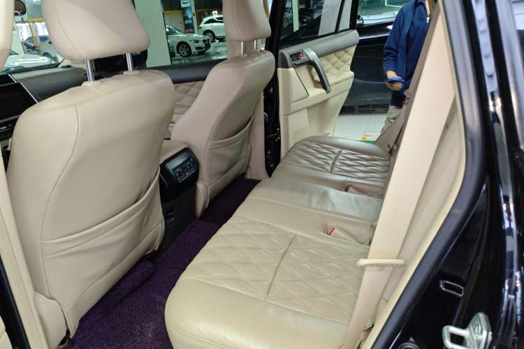 Used Toyota Prado 2018 3.5L Automatic SX
