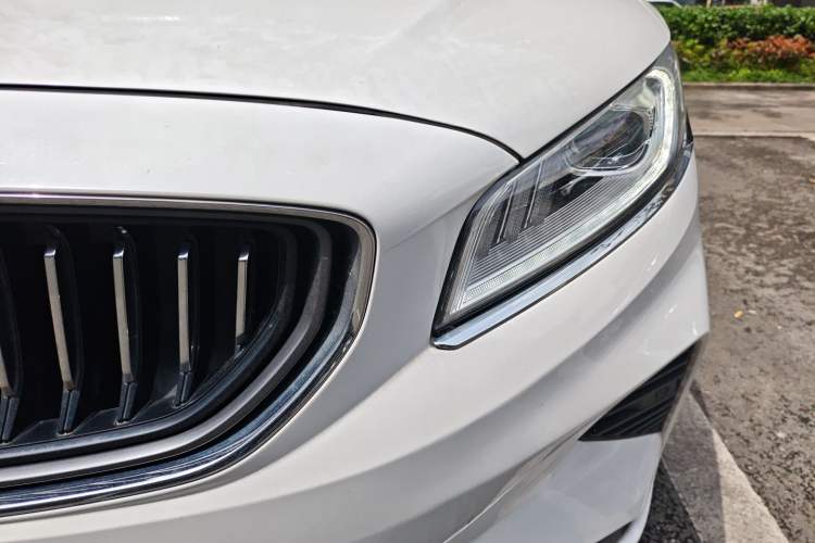 Used Geely Auto Emgrand GT 2021 1.8T Flagship Edition+ Left Front Headlight