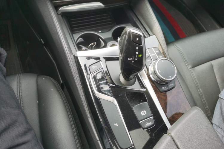 Used BMW 5 Series 2018 525Li Luxury Package