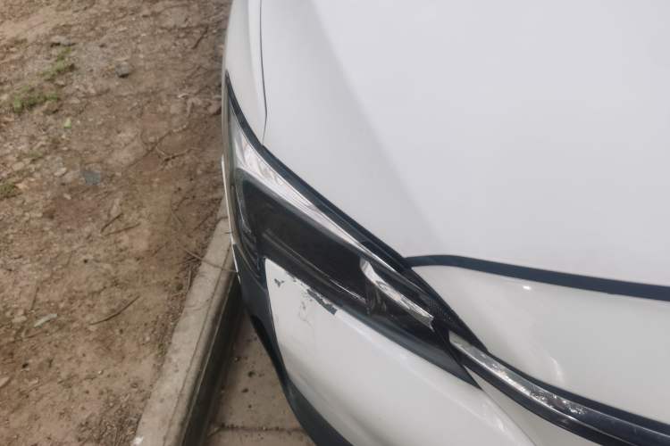 Used Buick Velite 6 2019 Connected Fashion Model