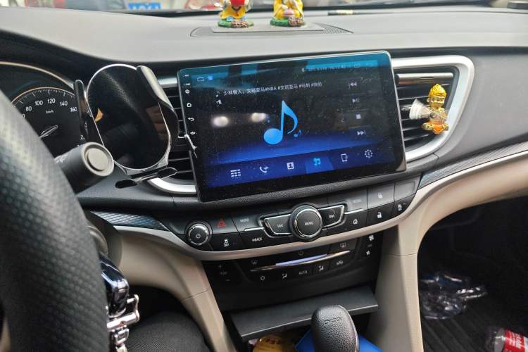 Used Buick GT 2019 15T Dual-Clutch Connected Elite Model China VI Audio And AC Panel