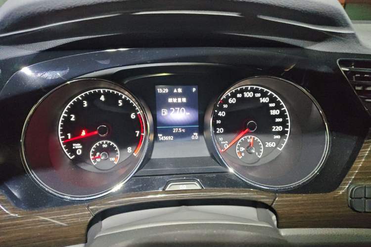 Used Volkswagen Touran 2018 Volkswagen Touran L 280TSI DSG Luxury Edition 7 Seats