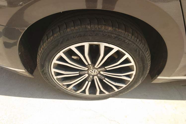 Used Volkswagen Phideon 2018 Revised Version 380TSI Two-Wheel Drive Business Edition