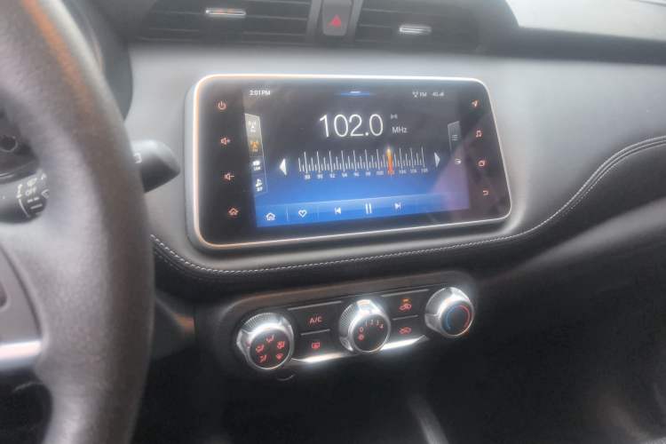 Used Nissan Kicks 2019 1.5L CVT Smart Connect Luxury Edition