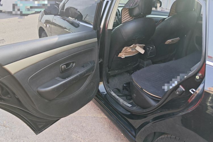 Used Nissan Sylphy 2019 Classic 1.6XE+ CVT Smart Connect Luxury Edition Left Rear Seat