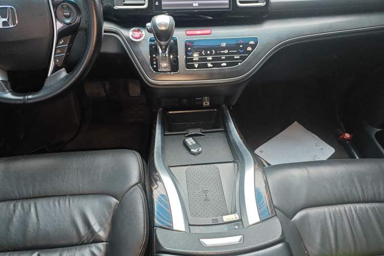 Used Honda Elysion 2016 2.4L Luxury Edition Gear Lever