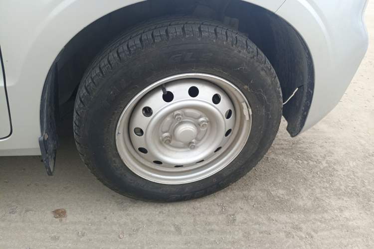 Used Wuling Hongguang V 2022 1.5L Jingqu Edition Electric-Assist LAR