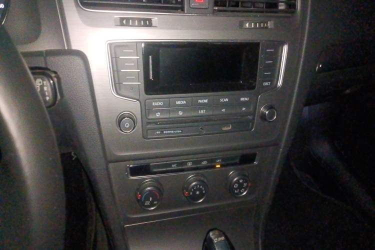 Used Volkswagen Golf 2015 1.4TSI Automatic Comfort Model