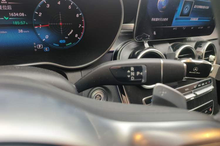 Used Mercedes-Benz C-Class 2021 C 260 L Sport Edition Star Collection Gear Lever