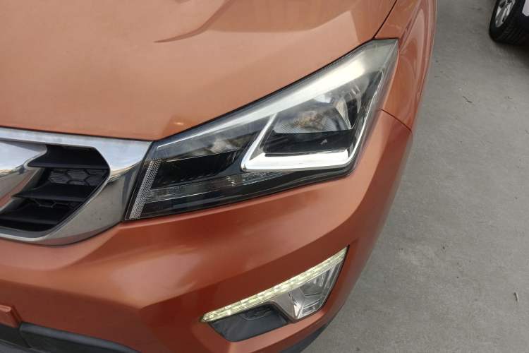 Used Changan CS15 2016 1.5L Automatic Fashion Edition
