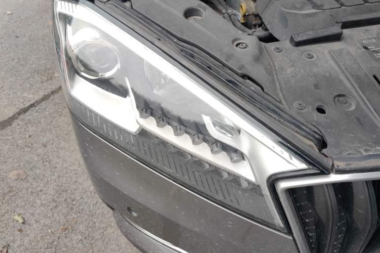 Used BORGWARD BX7 2016 28T Two-Wheel Drive Luxury Version 5 Seats
