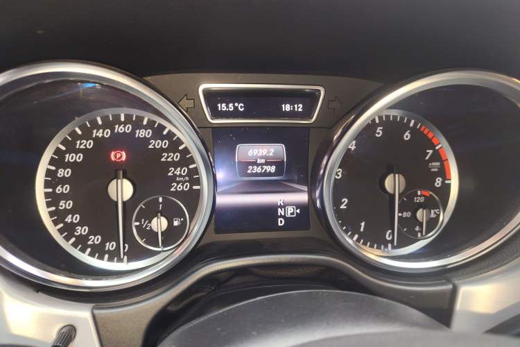 Used Mercedes-Benz M-Class 2012 ML 300