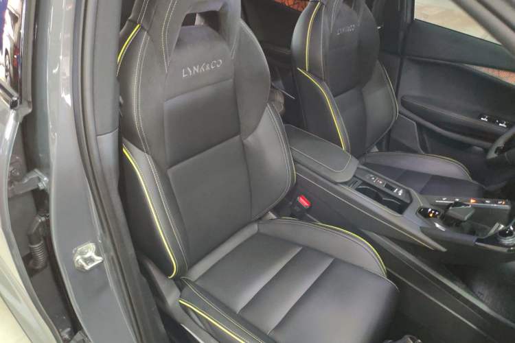 Used Lynk & Co 06 2023 Remix 1.5T Dynamic Halo
