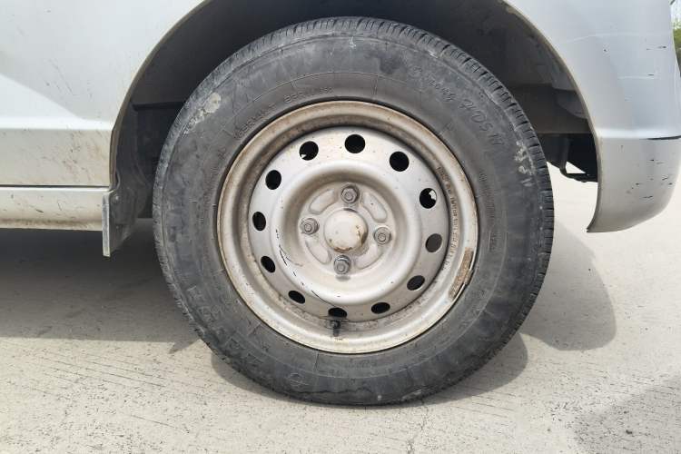 Used Wuling Rongguang 2014 1.2L S Base Model