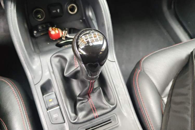 Used CHANGAN CS75 2014 2.0L Manual Luxury Version China V Standard Gear Lever