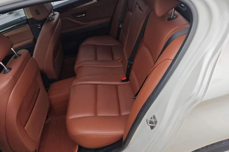 Used BMW 5 Series 2014 520Li Elegant Model Left Rear Seat