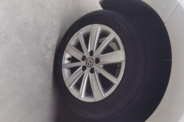 Used Volkswagen Polo 2014 1.4L Automatic Comfort Edition Exterior 5