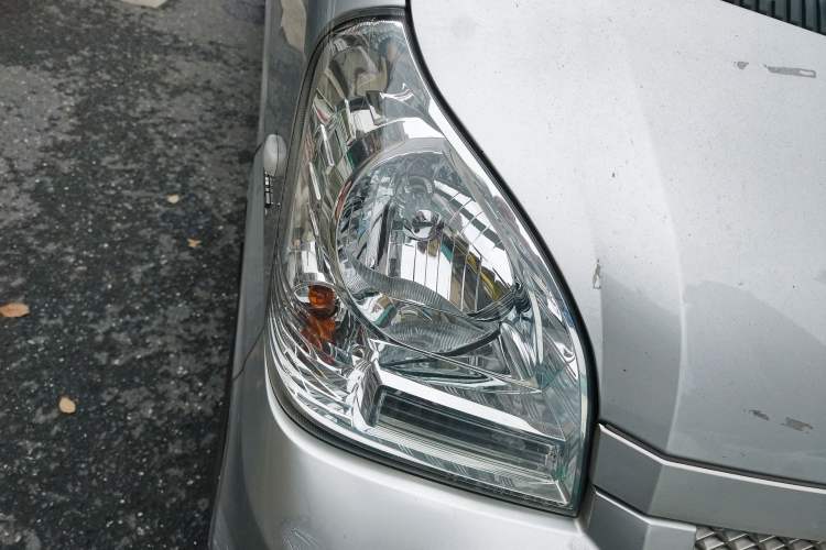 Used Wuling Rongguang 2021 1.5L Extended Basic Version L3C Right Front Headlight