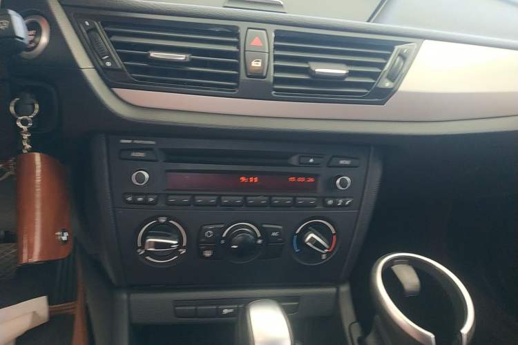 Used BMW X1 2013 sDrive18i Fashion Model