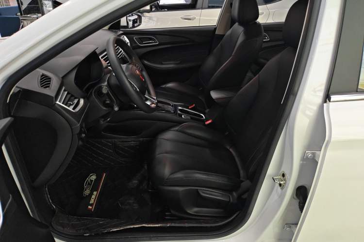 Used Roewe i5 2020 1.5L Automatic 4G Connect Luxury Flagship Edition
