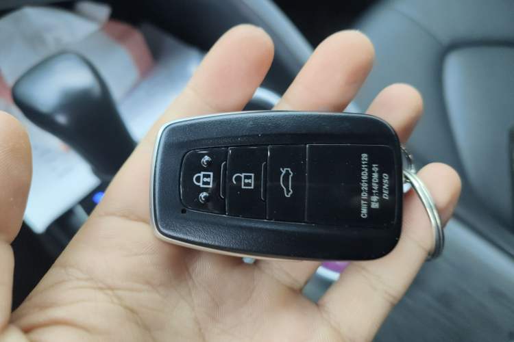 Used Toyota Camry 2021 2.5G Luxury Edition Vehicle Key