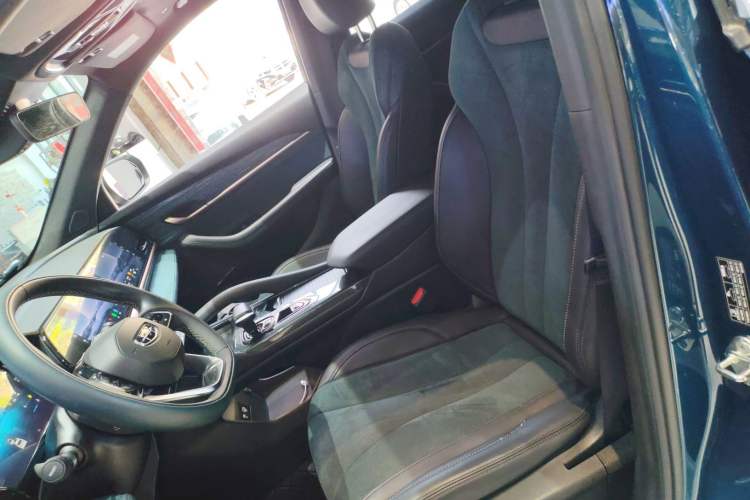 Used Geely Auto Monjaro L 2021 2.0TD DCT EVO Two-Wheel Drive Prestige Version