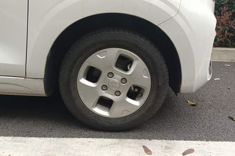 Used Roewe Clever 2021 302km All-Round Version