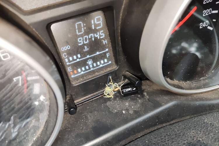 Used FAW Senya S80 2015 1.5L Manual 7-Seater Urban Edition