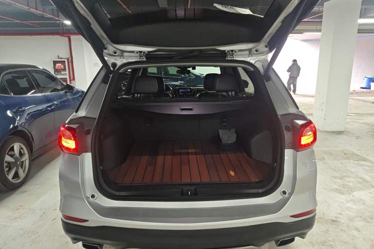 Used Chevrolet Equinox 2018 Redline 550T Automatic All-Wheel-Drive Trailblazer RS Edition
