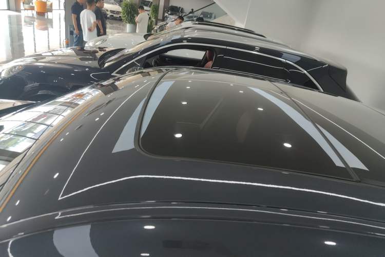 Used BMW X6 2021 xDrive40i Luxury Model with M Sport Package