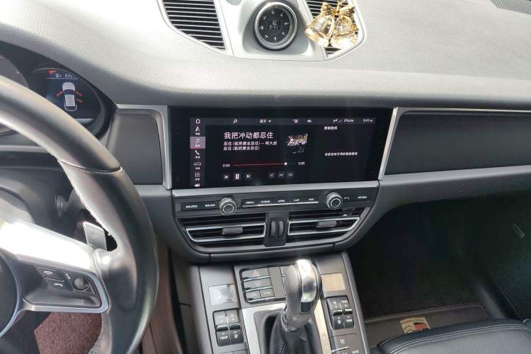 Used Porsche Macan 2021 Macan 2.0T Audio And AC Panel