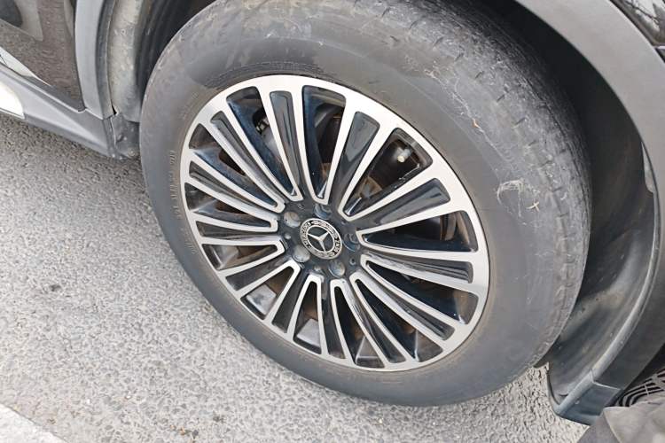 Used Mercedes-Benz GLC 2019 GLC 260 L 4MATIC Dynamic Model
