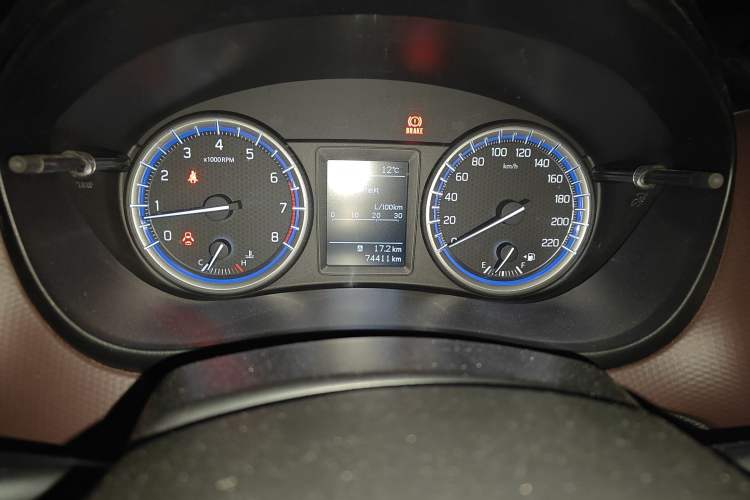 Used Suzuki Vitara S-Cross 2017 1.6L Manual Two-Wheel Drive Urban Fashion Model