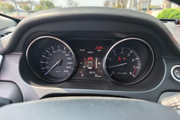 Used Land Rover Discovery Sport 2016 2.0T SE Instrument Cluster