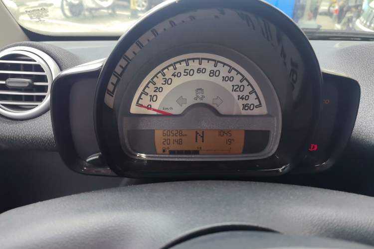 Used smart fortwo 2012 1.0 MHD Hardtop Standard Edition Instrument Cluster