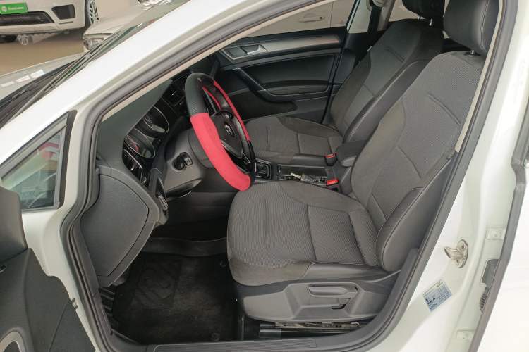 Used Volkswagen Golf 2019 1.6L Automatic Comfort Model China V Standard
