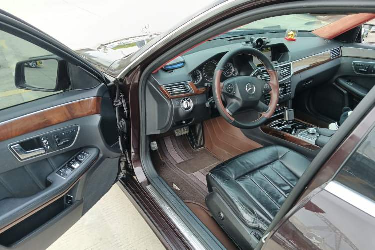 Used Mercedes-Benz E-Class 2011 E 300 L Elegant Model Driver Seat