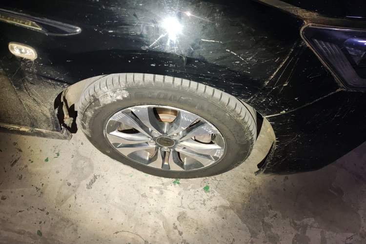 Used Honda Accord 2014 2.0L LX Comfort Edition Right Front Wheel Hub