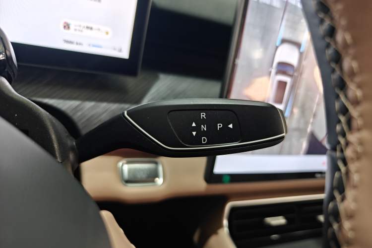 Used Chery Tiggo 8 L 2024 2.0T Two-Wheel Drive Prestige Version 5 Seats