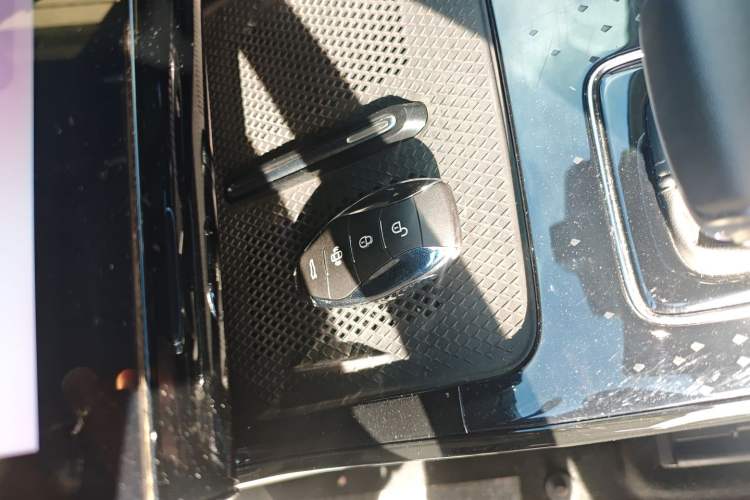 Used Hongqi HS3 PHEV 2024 PHEV 115km Jingwei Edition Vehicle Key