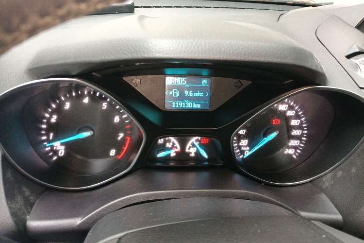 Used Ford Kuga 2013 1.6L GTDi Two-Wheel-Drive Trend Model