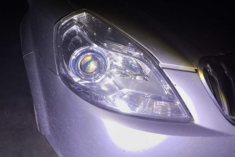 Used Buick Excelle 2015 1.5L Automatic Classic Model Right Front Headlight