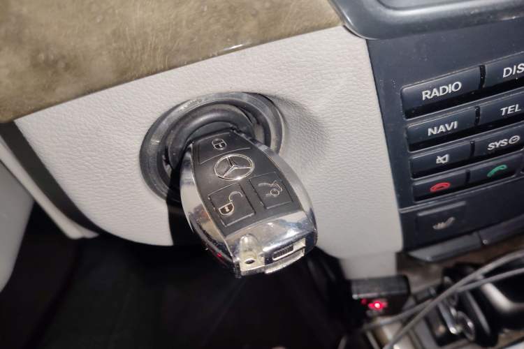 Used Mercedes-Benz E-Class 2010 E 200 CGI Elegant Model