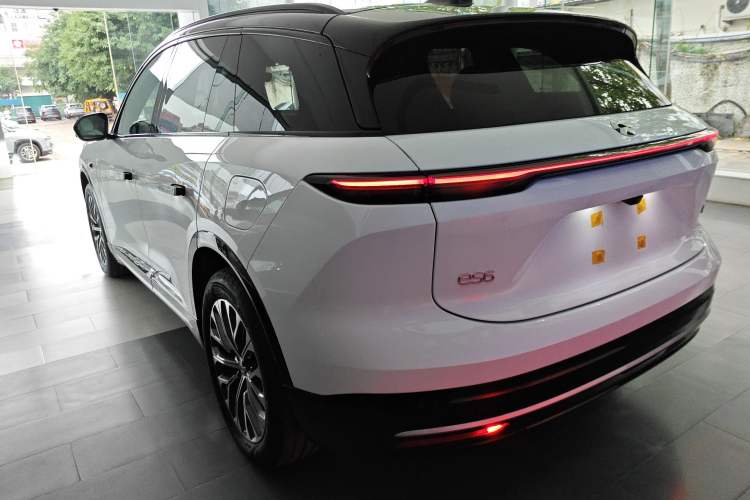 Used Nio ES6 2025 100 kWh
