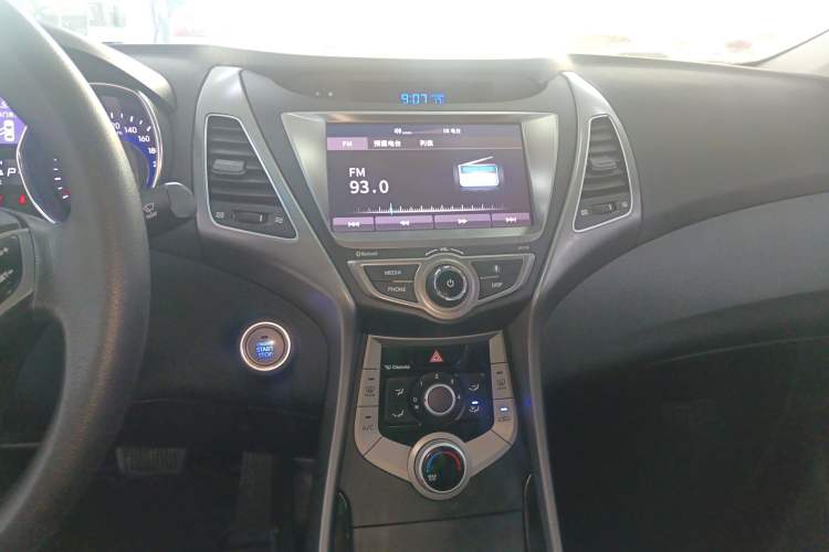 Used Hyundai Elantra (5th Generation / Langdong) 2016 1.6L Automatic Prestige Model
