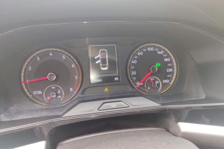 Used Volkswagen Lavida 2019 1.5L Automatic Comfort Edition China VI Standard Instrument Cluster